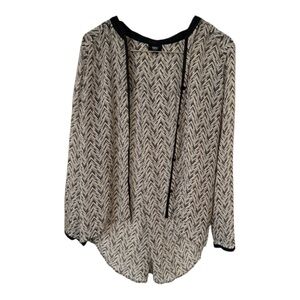 Massimo see through cardigan. High low. Pretty. Size XL.
